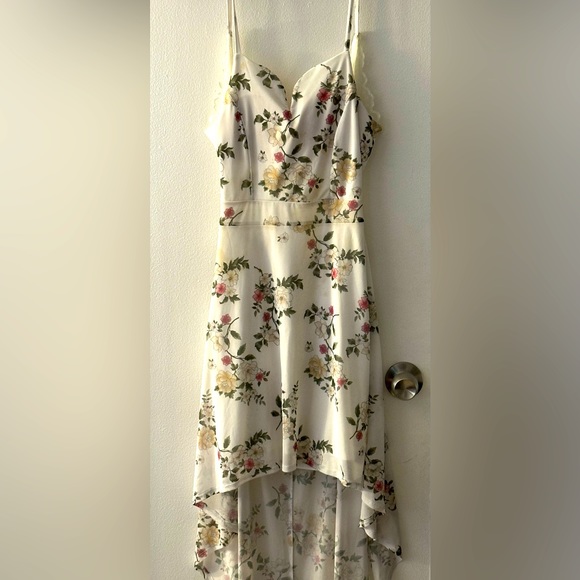 Dresses & Skirts - Woman’s Dress